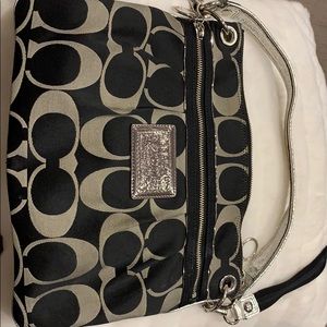 Coach purse like new great condition. 👛